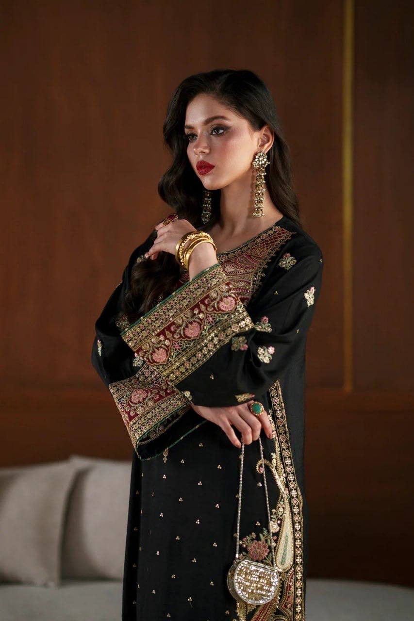 Biscuit Slub Embroidered Kaftan Set