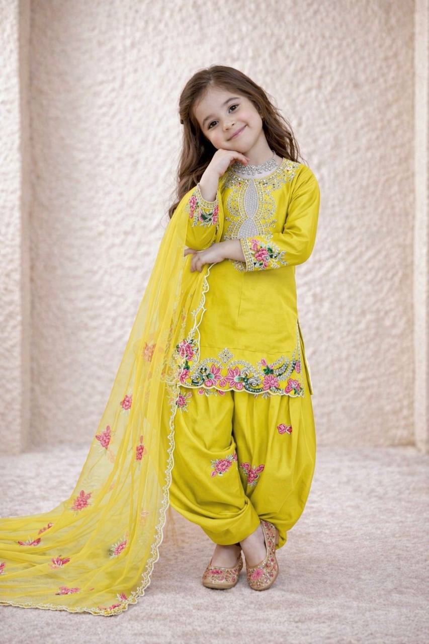 Girls Elegant Natural Crepe Embroidered Salwar Suit