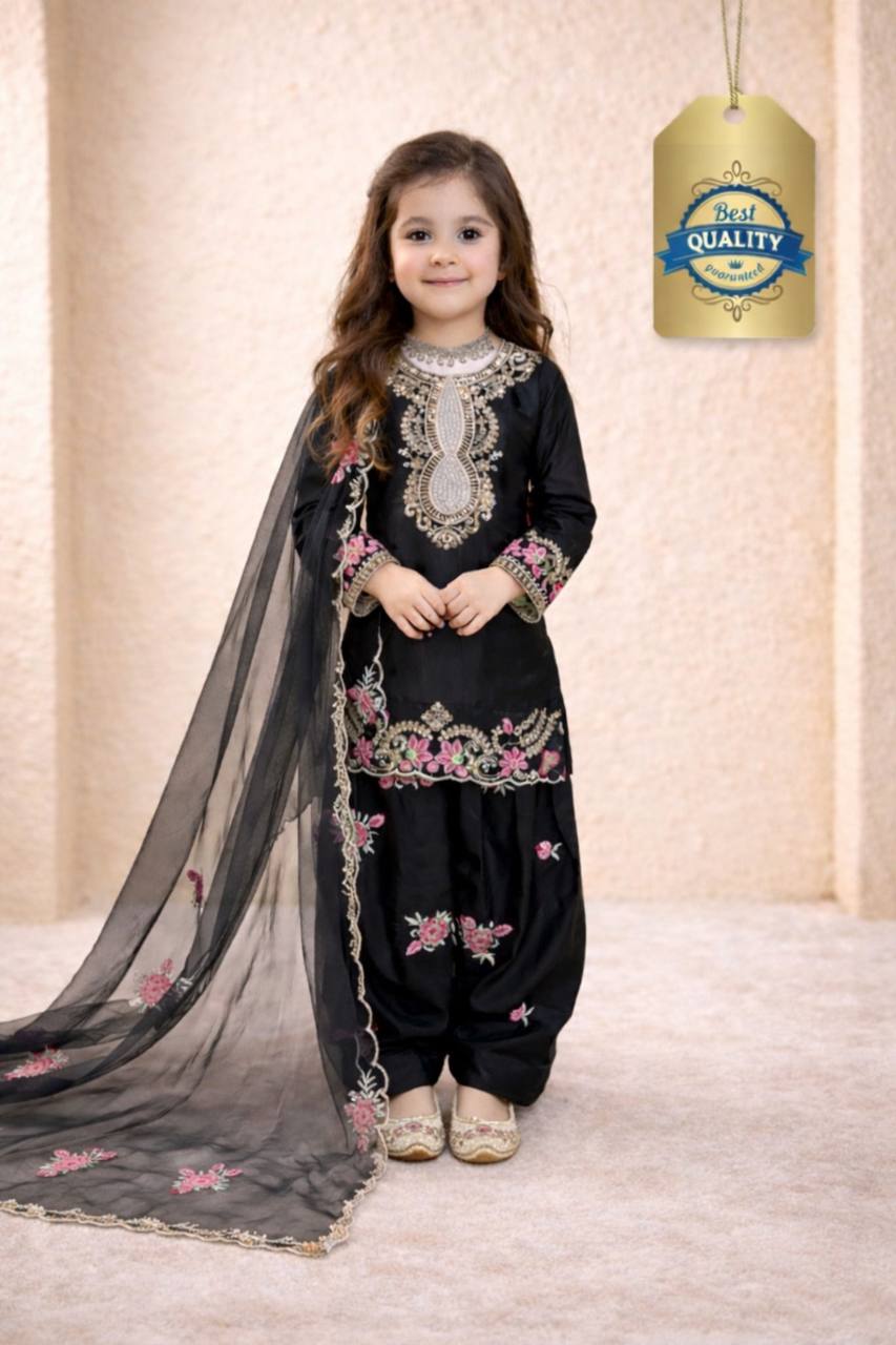 Girls Elegant Natural Crepe Embroidered Salwar Suit