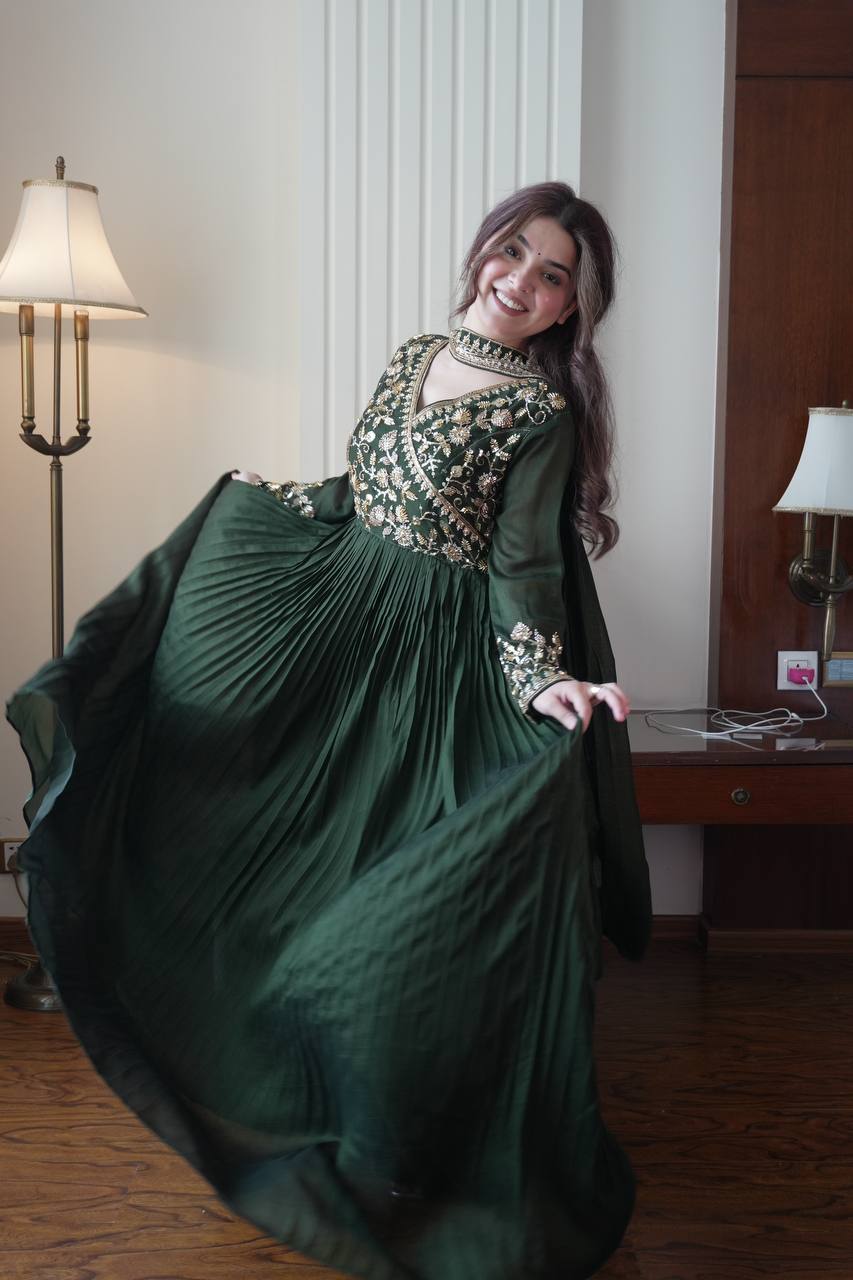 Blooming Vichitra Party Wear Gown
