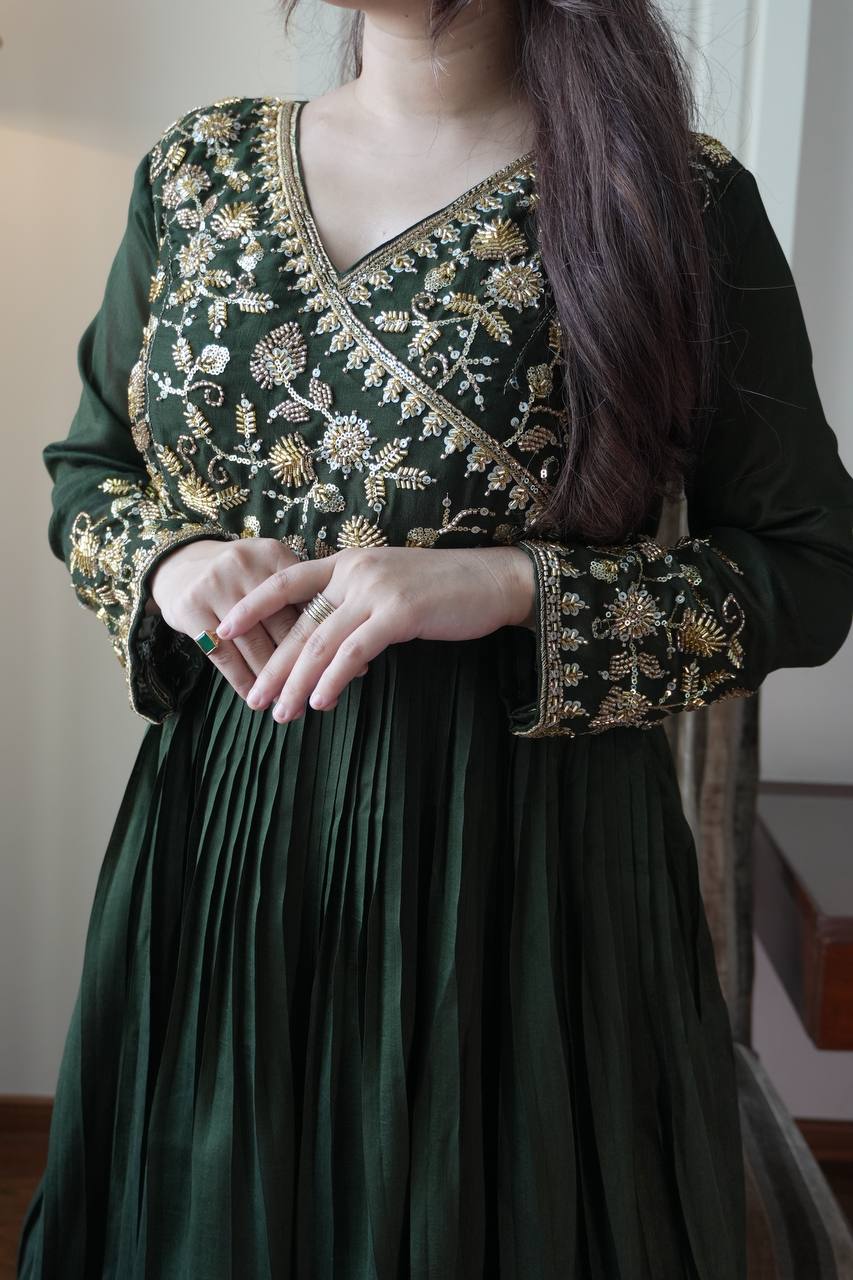 Blooming Vichitra Party Wear Gown