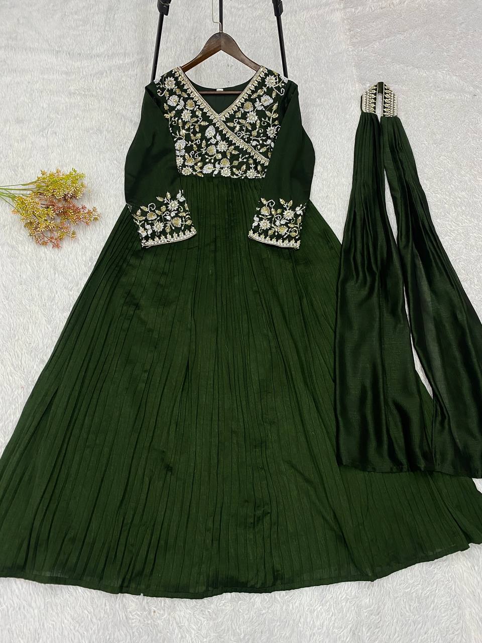 Blooming Vichitra Party Wear Gown