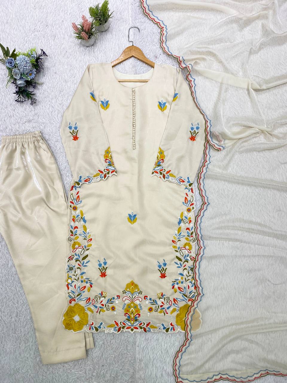 Pakistani Embroidered Suit Set with Organza Dupatta