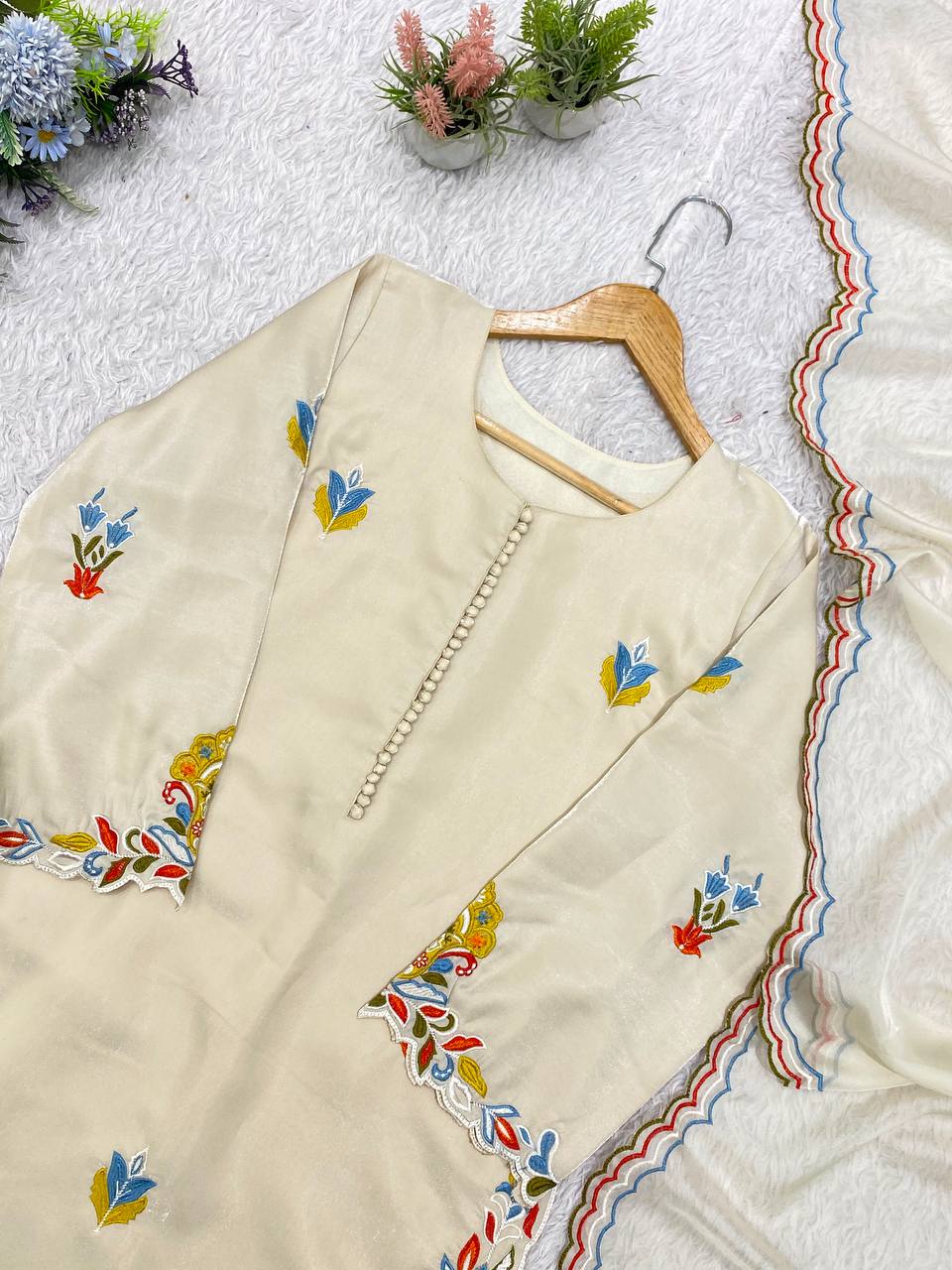 Pakistani Embroidered Suit Set with Organza Dupatta