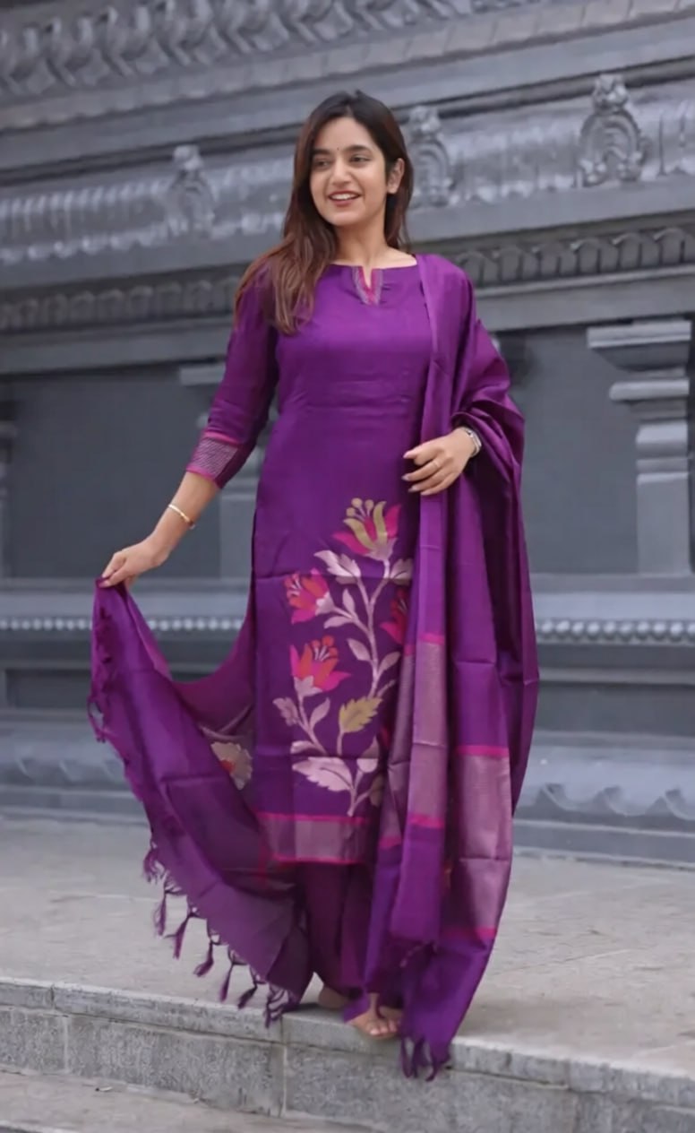 Women's Blended Silk Kurta Pant Dupatta Set with Zari Work