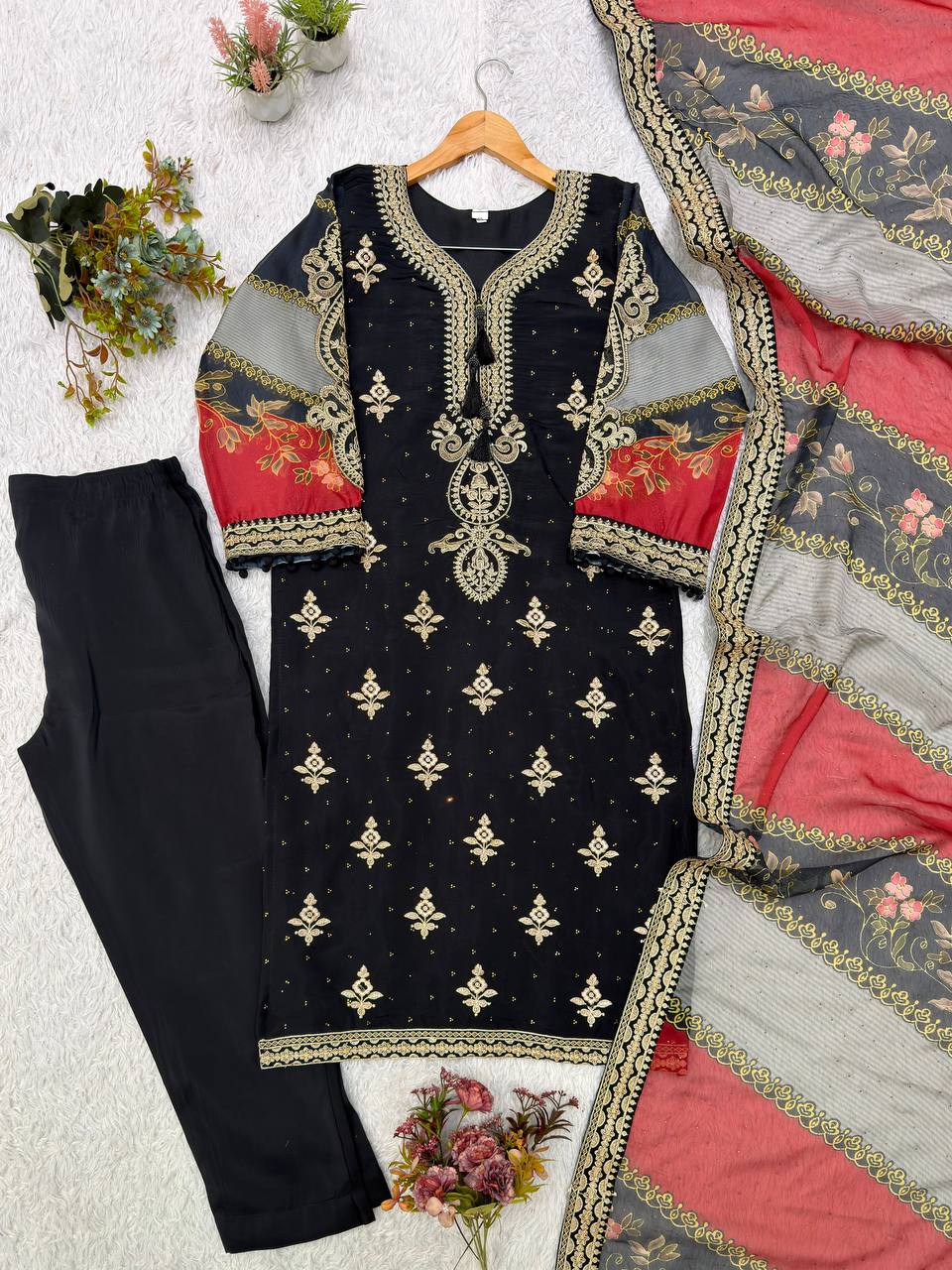 Embroidered Pakistani Suit Set