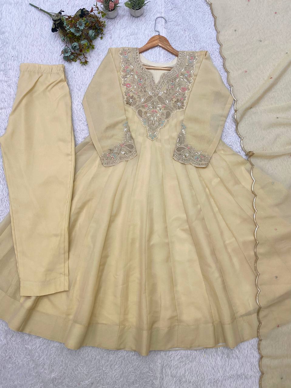 Cording Sequence Embroidered Gown Set