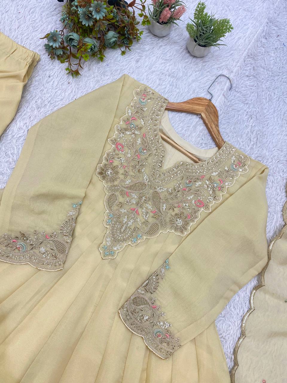 Cording Sequence Embroidered Gown Set