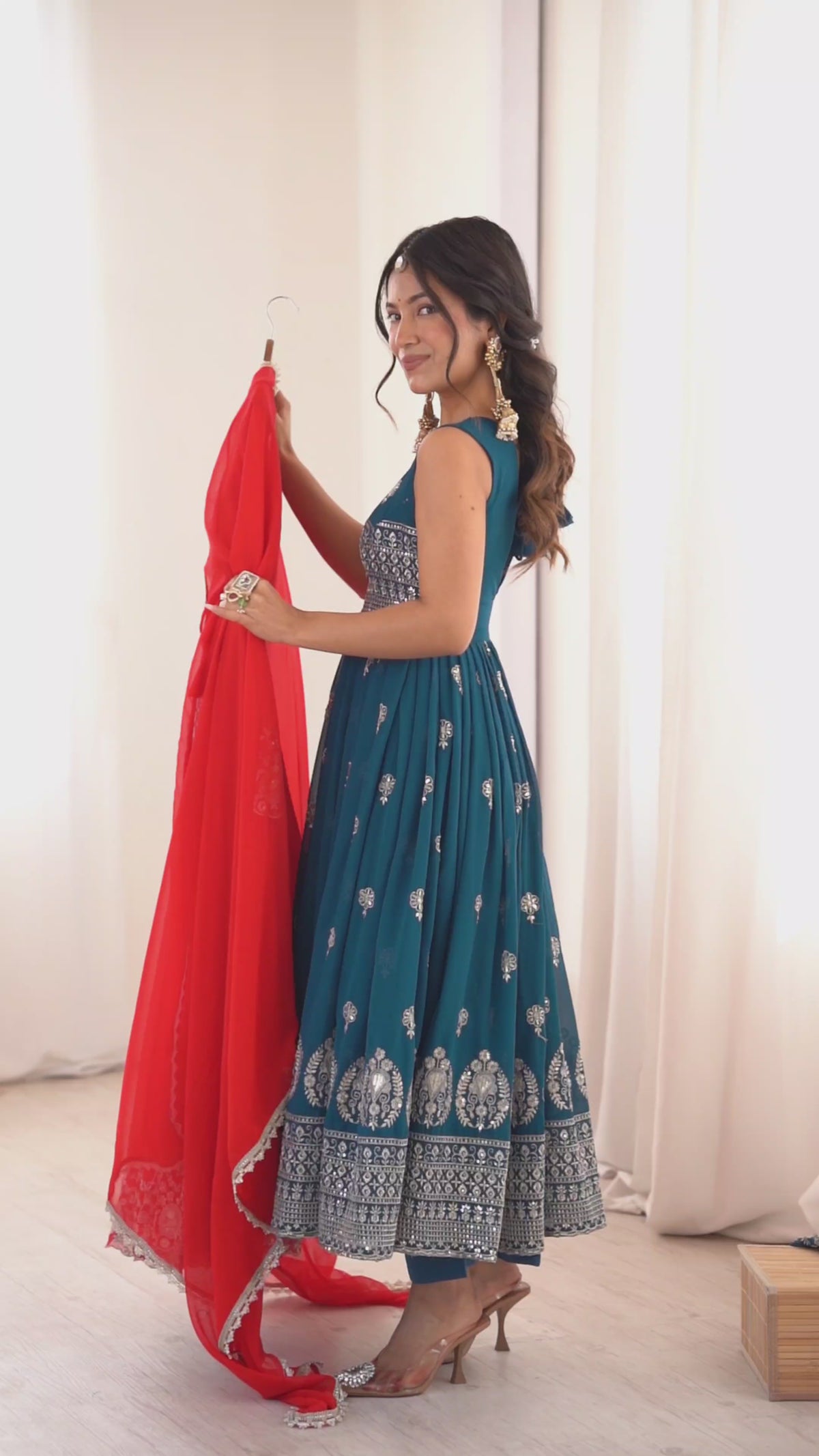 Elegant Sequin Flared Anarkali Se